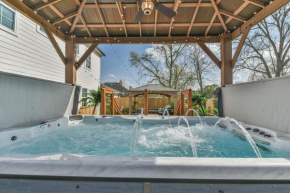 Inter-connected Duplex 8br Sleeps 22 Swim Spa